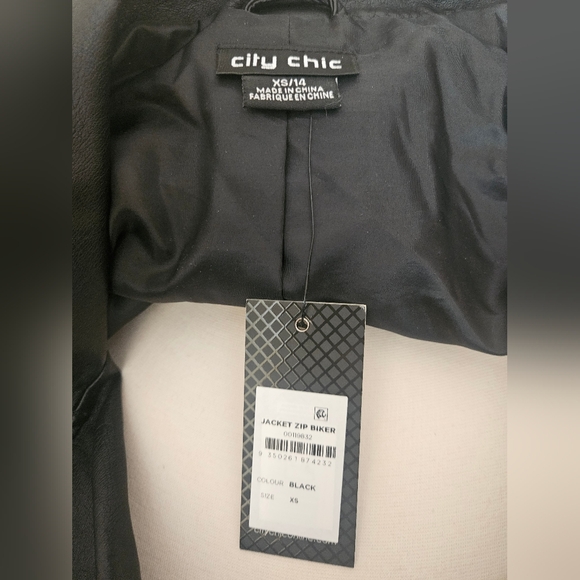 CITY CHIC Womens Moto Pleather Jacket Size 14 - Picture 5 of 5